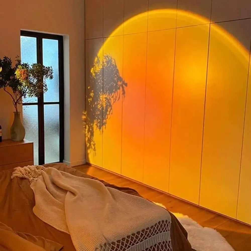 Sunset Projection Lamp USB Powered Multi-Angle Rotatable Atmosphere Light Romantic Night Light for Home Living Room Decor